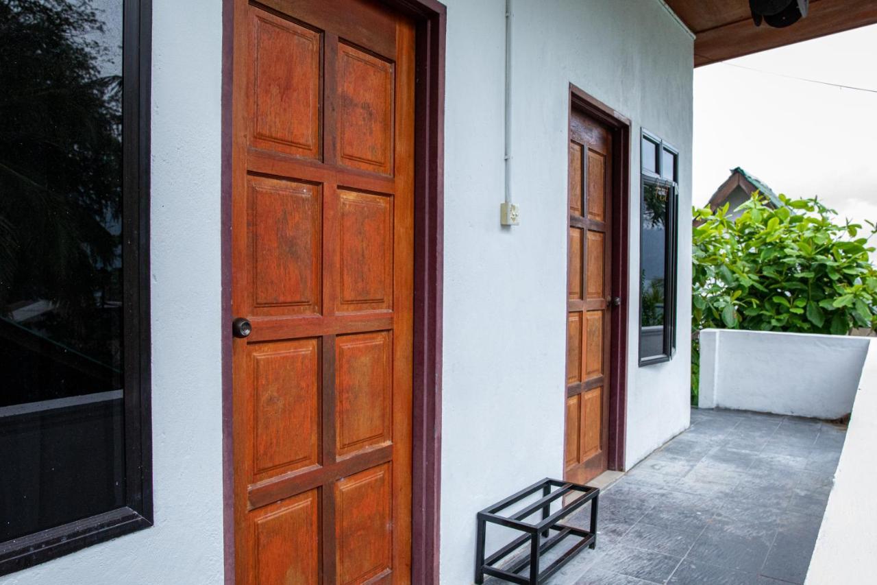 Tioman Cabana Bed & Breakfast Kampong Ayer Batang Exterior foto