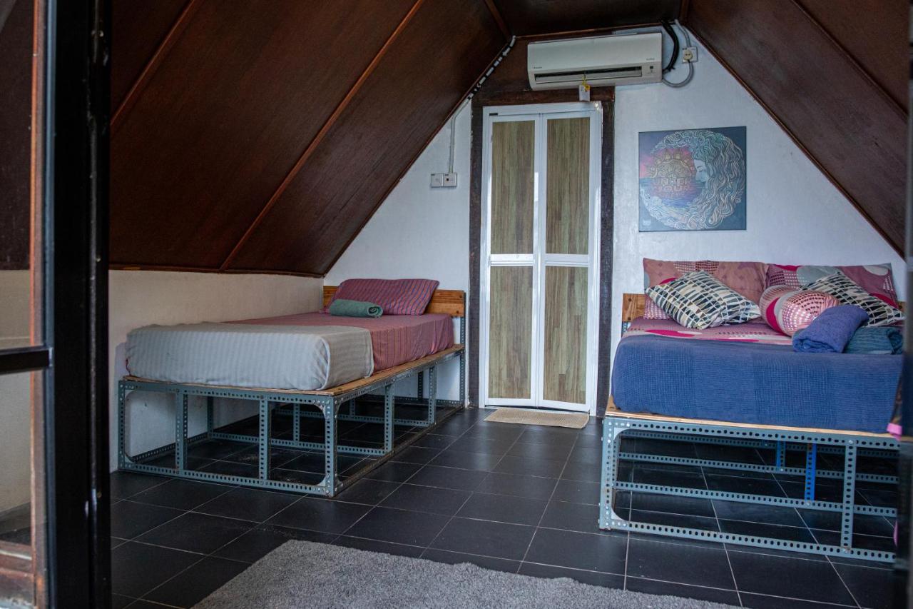Tioman Cabana Bed & Breakfast Kampong Ayer Batang Exterior foto